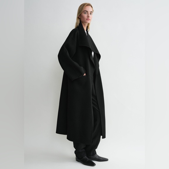 New Toteme Signature Wool Cashmere Coat In Black Size Medium - Picture 2 of 14